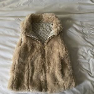 Girls Zara faux fur vest size 7/8